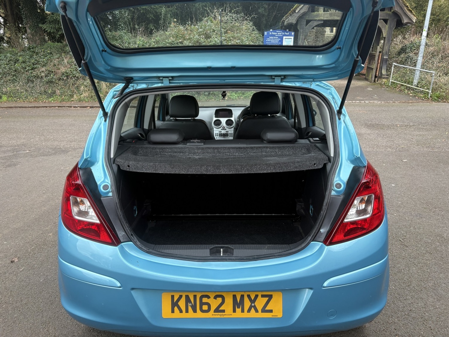 Used Vauxhall Corsa 2012 for sale - 77681773: Photo 11