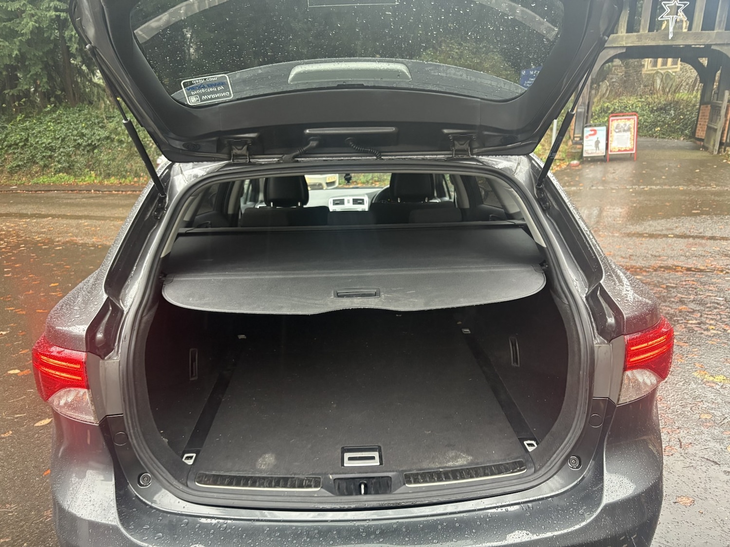 Used Toyota Avensis 2013 for sale - 77019067: Photo 11