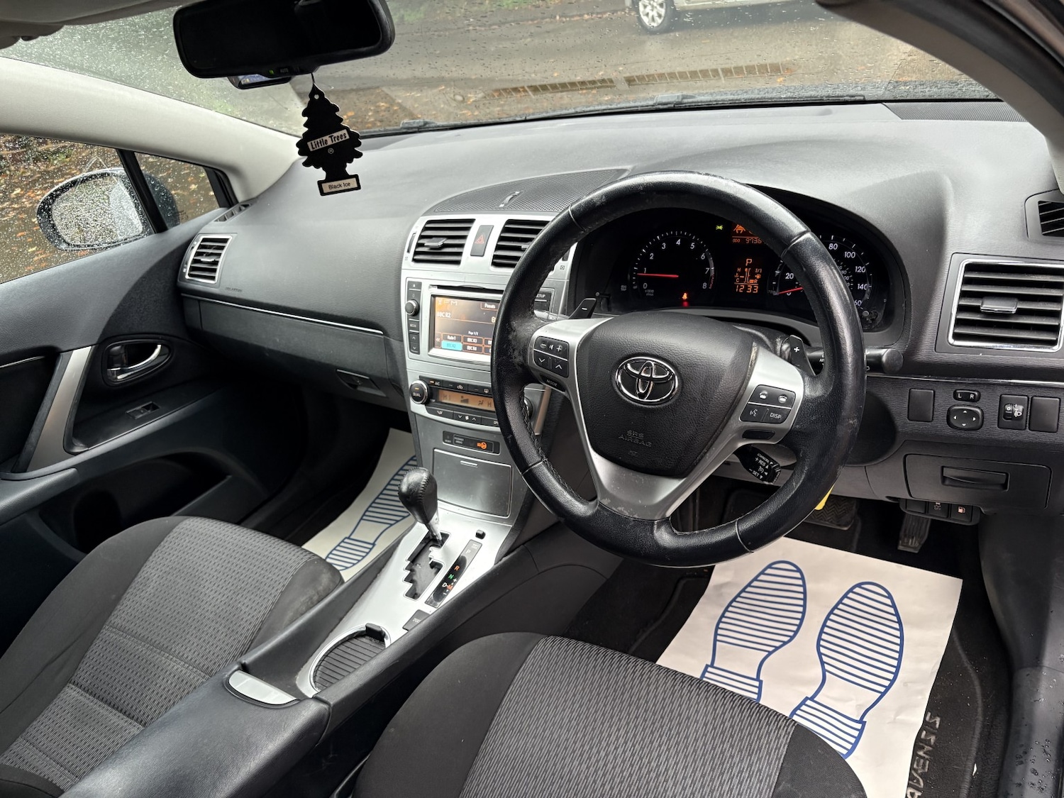 Used Toyota Avensis 2013 for sale - 77019067: Photo 17