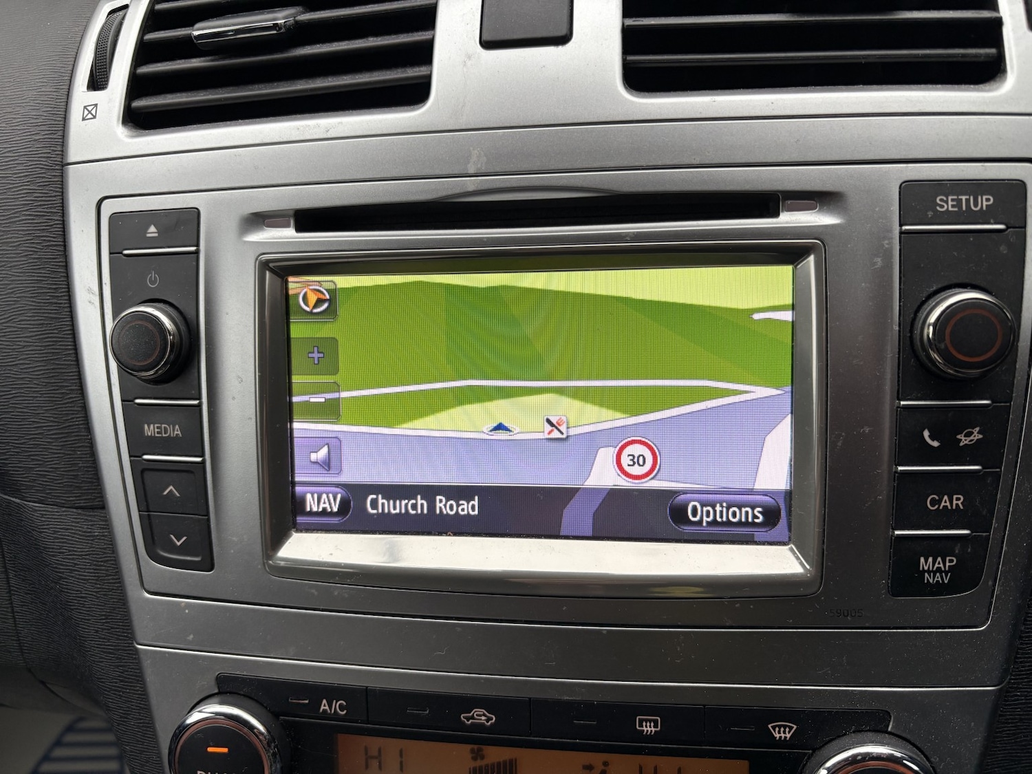 Used Toyota Avensis 2013 for sale - 77019067: Photo 18