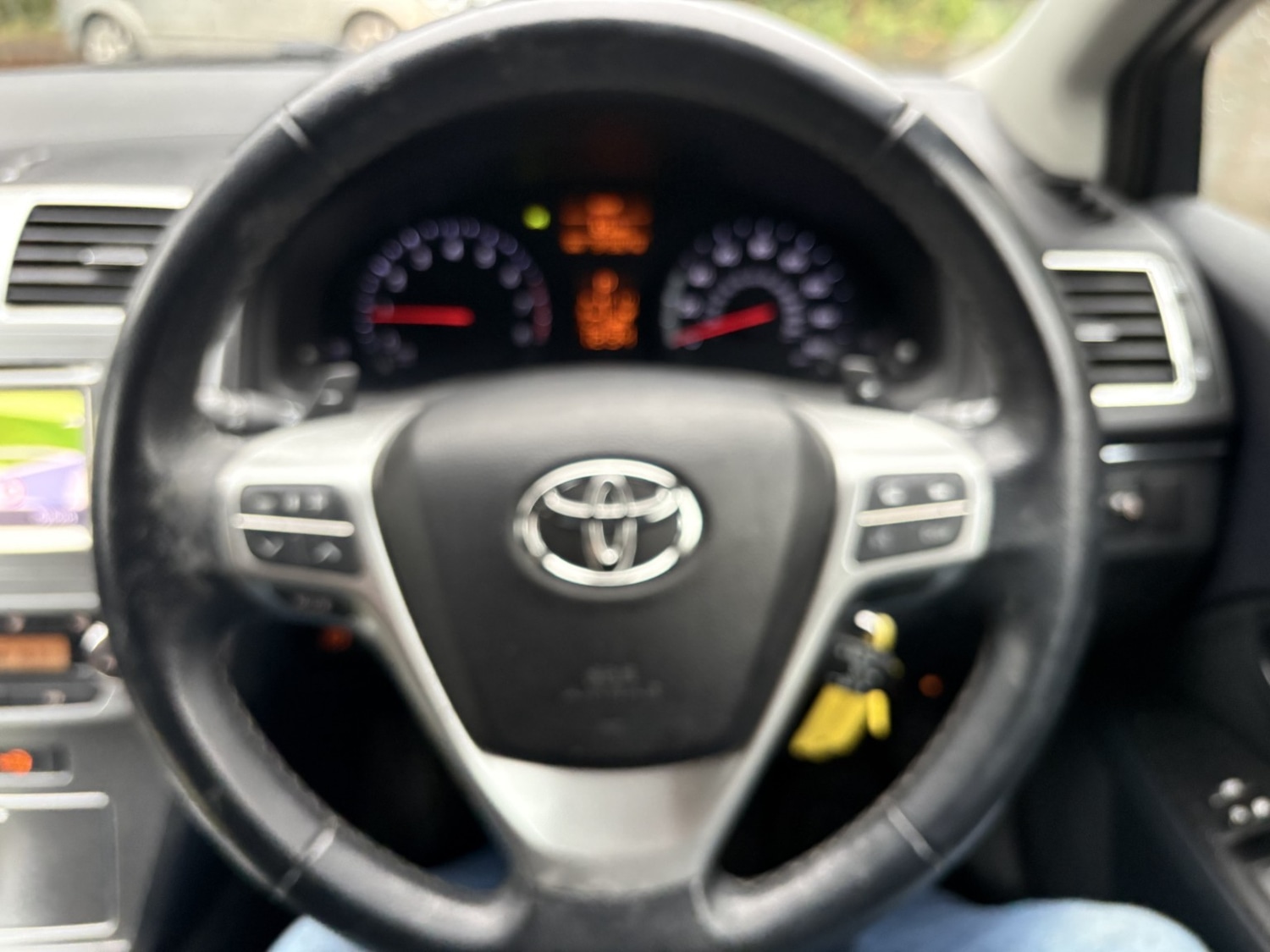 Used Toyota Avensis 2013 for sale - 77019067: Photo 22