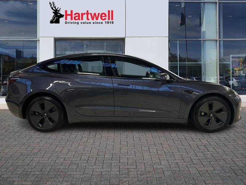 Used Tesla Model 3 2021 for sale - 76984844: Photo 2