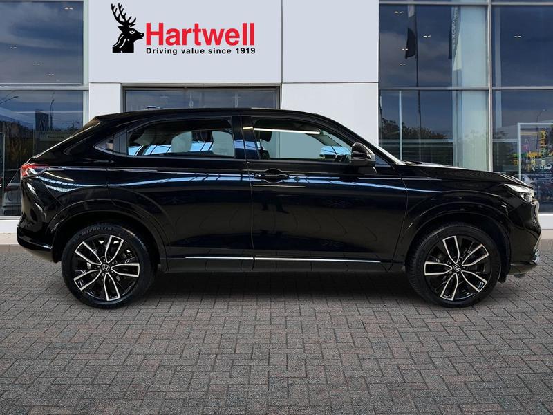 Used Honda HR-V 2023 for sale - 76750447: Photo 2