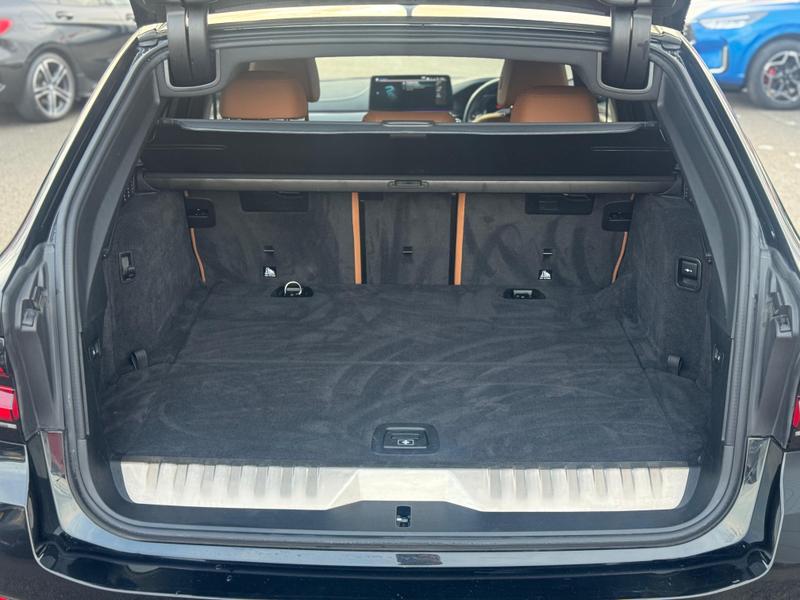 Used BMW 5 Series 2023 for sale - 76738986: Photo 9