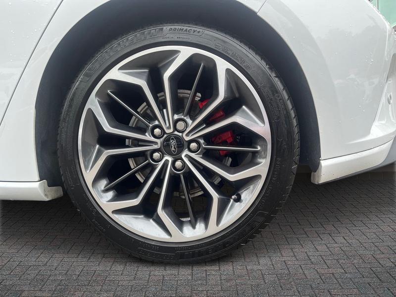 Used Ford Focus 2022 for sale - 76738764: Photo 10