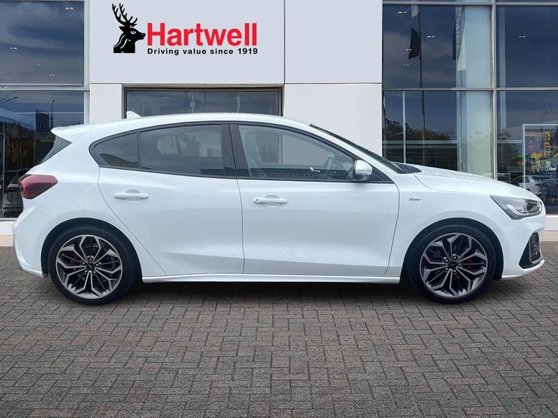 Used Ford Focus 2022 for sale - 76738764: Photo 2