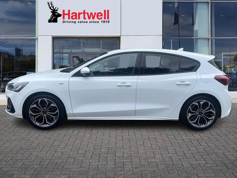 Used Ford Focus 2022 for sale - 76738764: Photo 7