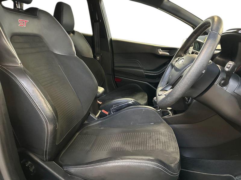 Used Ford Fiesta 2018 for sale - 77161048: Photo 17