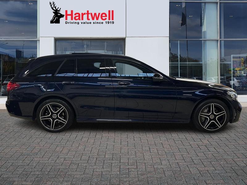 Used Mercedes-Benz C Class 2021 for sale - 76738929: Photo 2