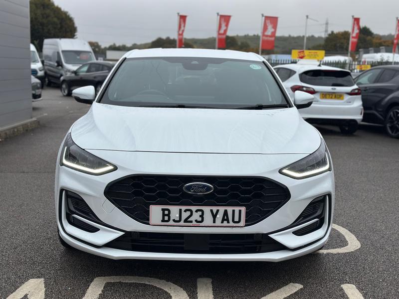 Used Ford Focus 2023 for sale - 76738762: Photo 2