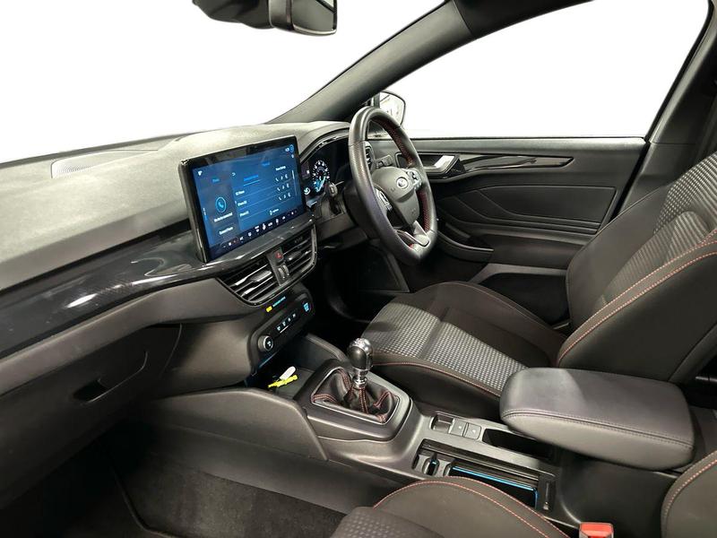 Used Ford Focus 2022 for sale - 76835491: Photo 16