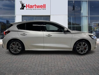 Used Ford Focus 2022 for sale - 76835491: Photo