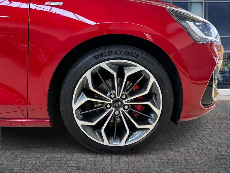 Used Ford Focus 2022 for sale - 77161103: Photo 10