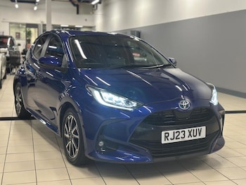 Used Toyota Yaris 2023 for sale - 76738979: Photo