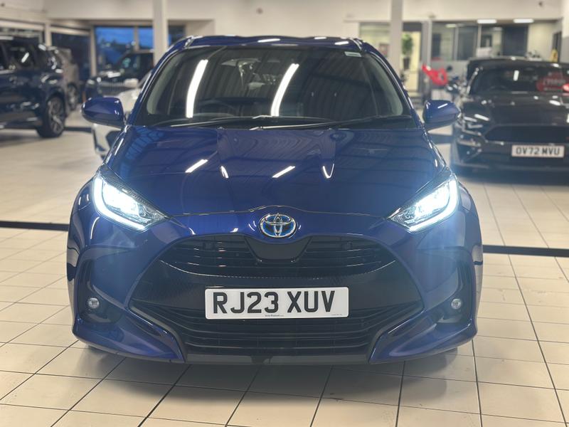 Used Toyota Yaris 2023 for sale - 76738979: Photo 2