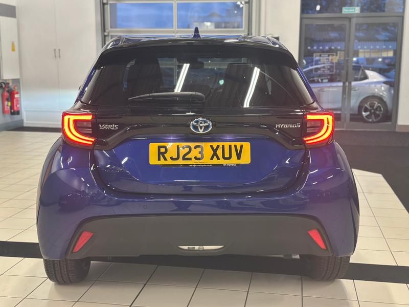 Used Toyota Yaris 2023 for sale - 76738979: Photo 4