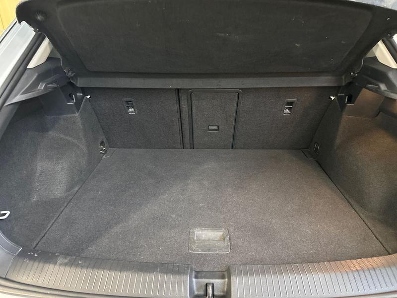 Used Volkswagen T-Roc 2018 for sale - 77161049: Photo 19