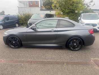 Used BMW 2 Series 2019 for sale - 76984752: Photo