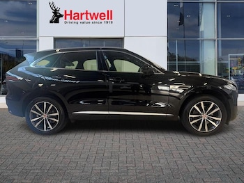 Used Jaguar F-Pace 2023 for sale - 76738767: Photo
