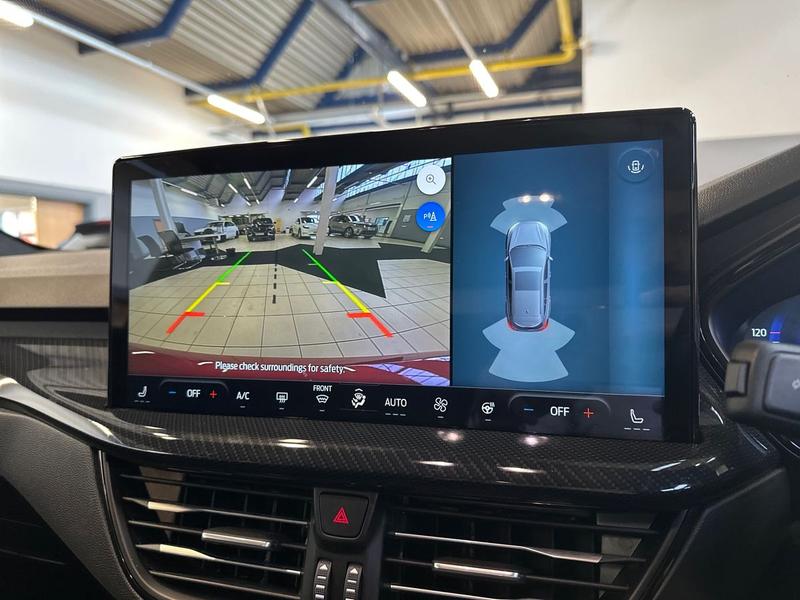 Used Ford Focus 2024 for sale - 76750467: Photo 24