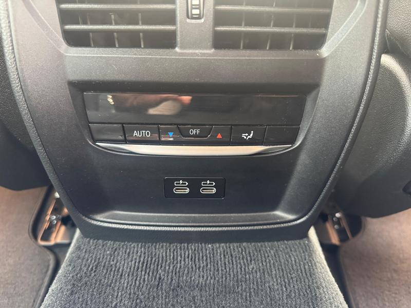 Used BMW i4 2023 for sale - 76738996: Photo 17