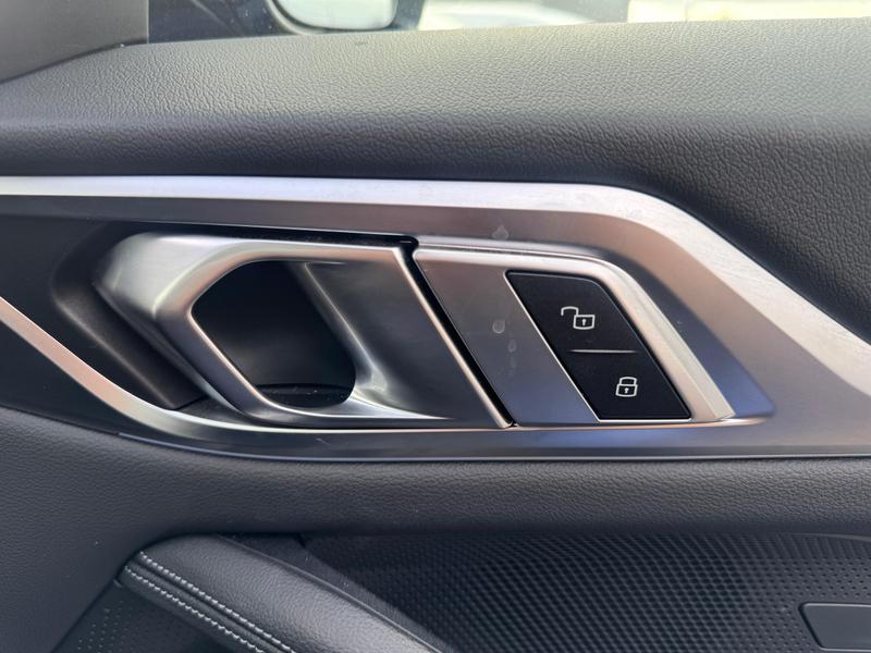 Used BMW i4 2023 for sale - 76738996: Photo 18