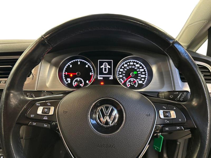 Used Volkswagen Golf 2014 for sale - 77124147: Photo 14