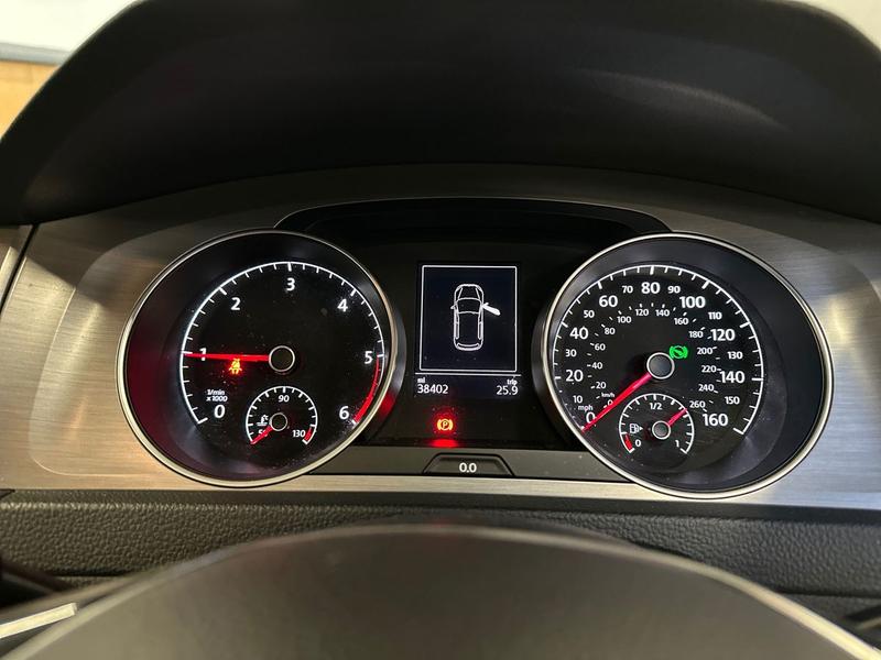 Used Volkswagen Golf 2014 for sale - 77124147: Photo 15