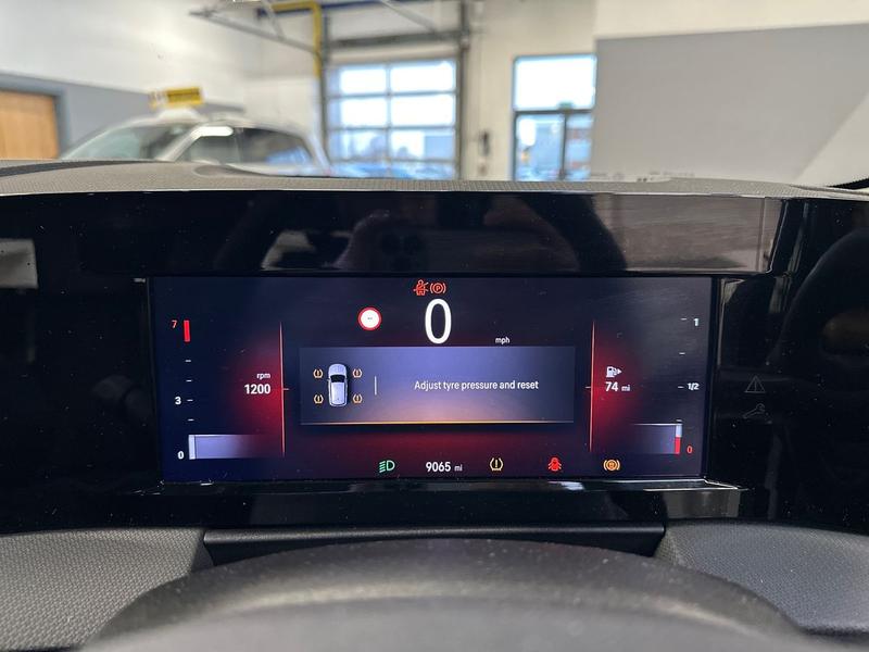 Used Vauxhall Astra for sale - 77270921: Photo 15