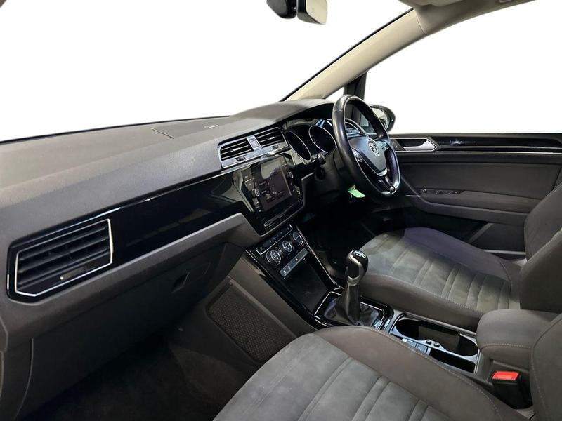 Used Volkswagen Touran 2020 for sale - 77270919: Photo 16
