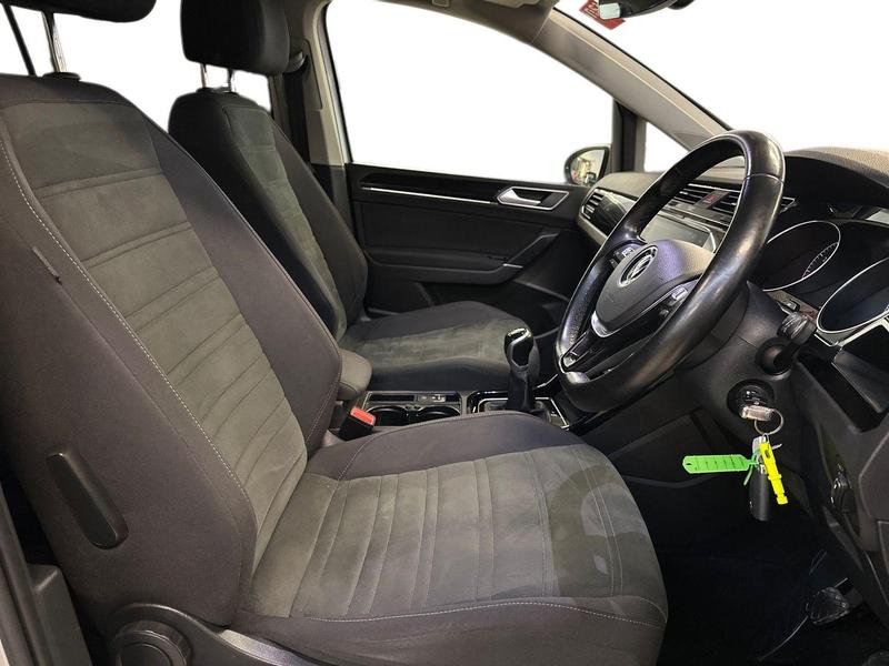 Used Volkswagen Touran 2020 for sale - 77270919: Photo 17