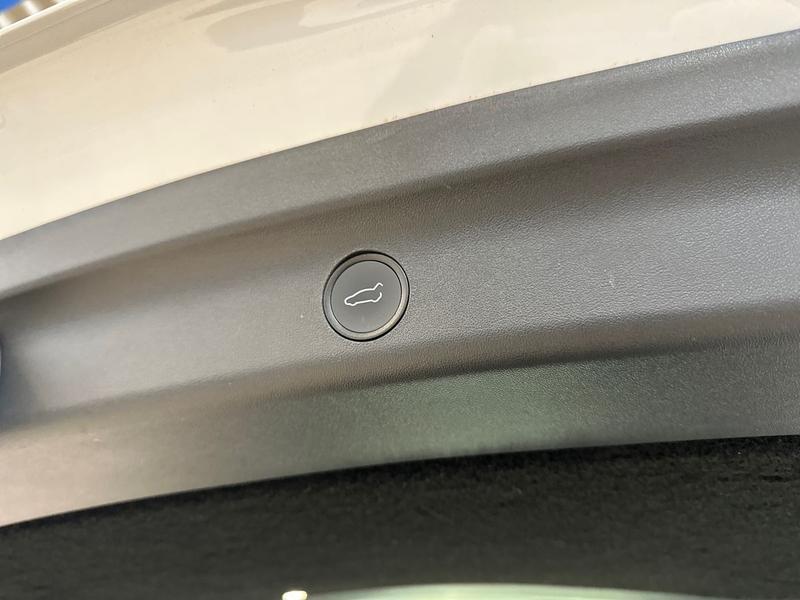 Used Tesla Model Y 2022 for sale - 76738756: Photo 22