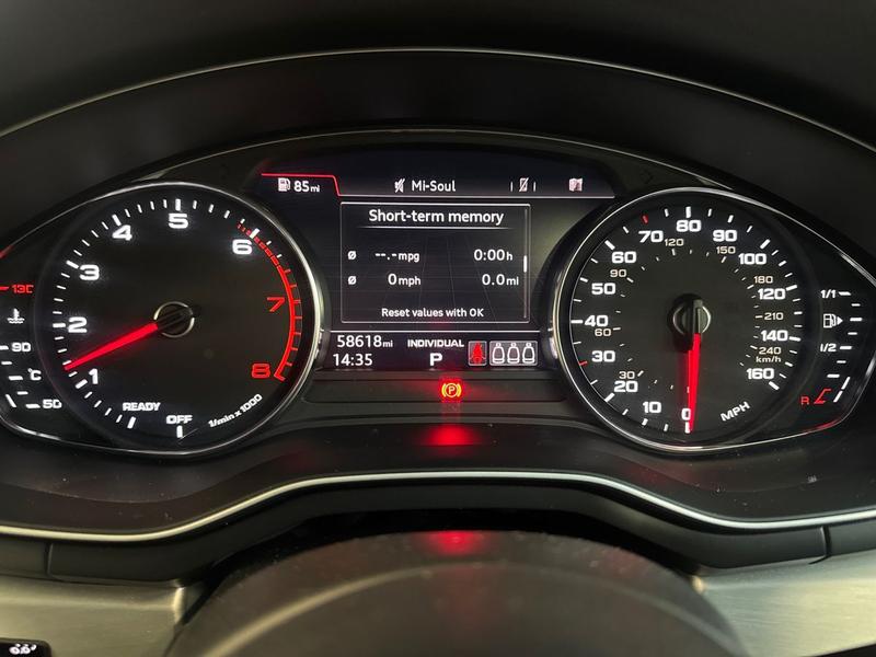 Used Audi A4 2017 for sale - 76738750: Photo 15