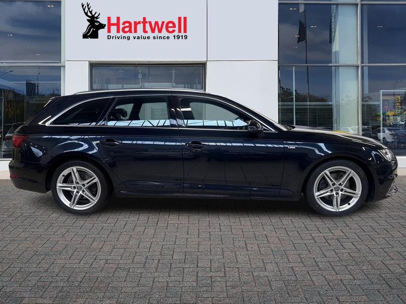 Used Audi A4 2017 for sale - 76738750: Photo 2