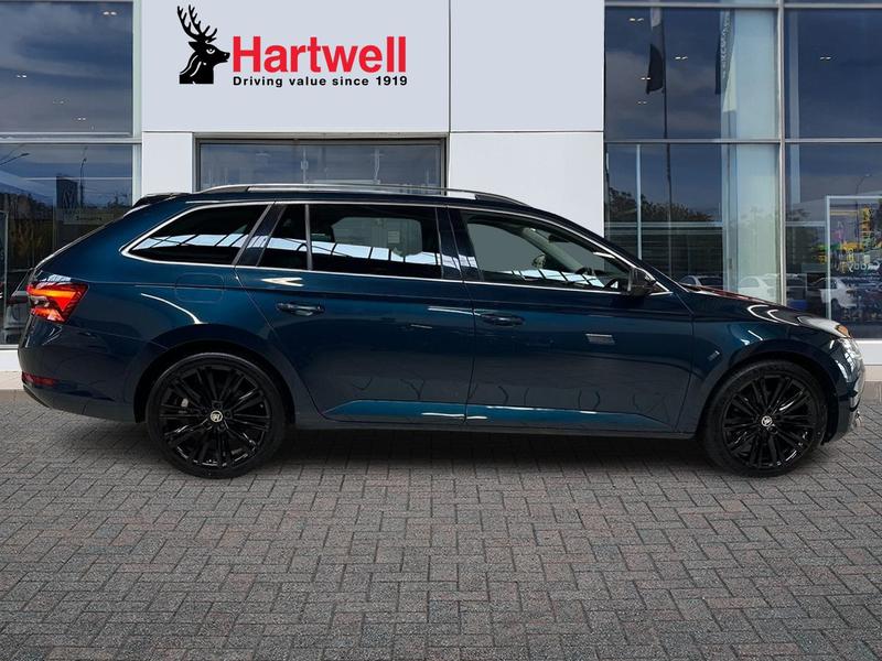 Used Skoda Superb 2022 for sale - 77192867: Photo 2