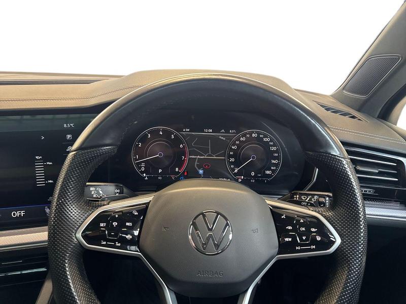 Used Volkswagen Touareg 2022 for sale - 76738763: Photo 14