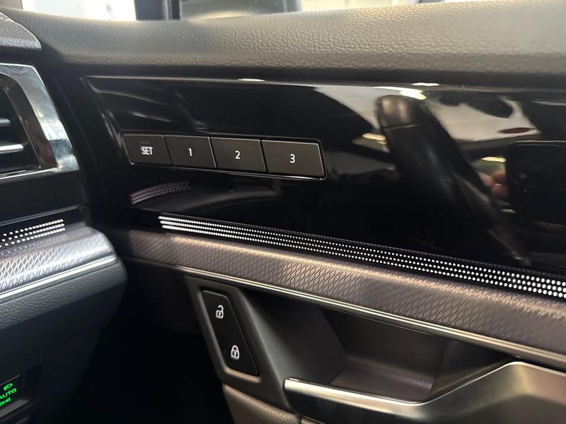 Used Volkswagen Touareg 2022 for sale - 76738763: Photo 23