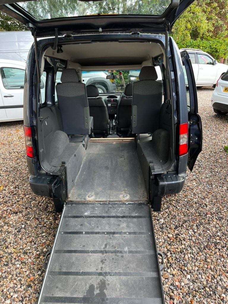 Used Vauxhall Combo 2010 for sale - 75893112: Photo 5