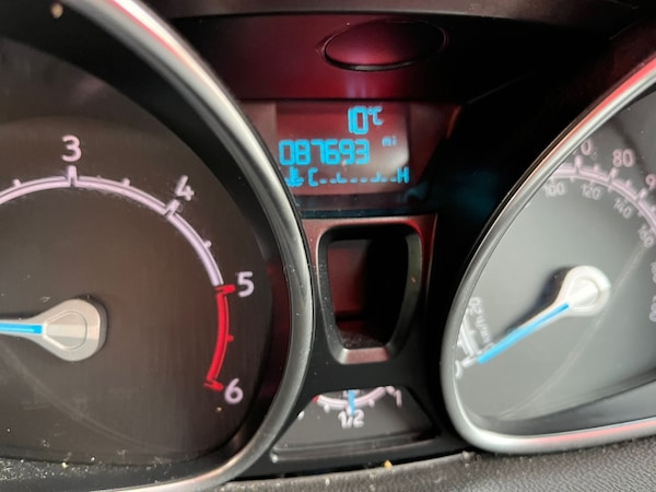 Used Ford Ecosport 2016 for sale - 74803878: Photo 23