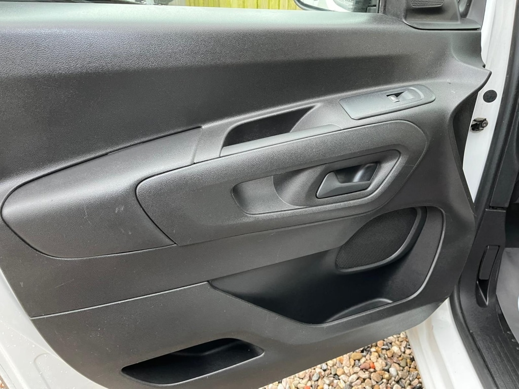 Used Peugeot Partner 2022 for sale - 77483769: Photo 17