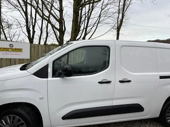 Used Peugeot Partner 2022 for sale - 77483769: Photo