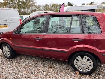 Used Ford Fusion 2002 for sale - 77518555: Photo