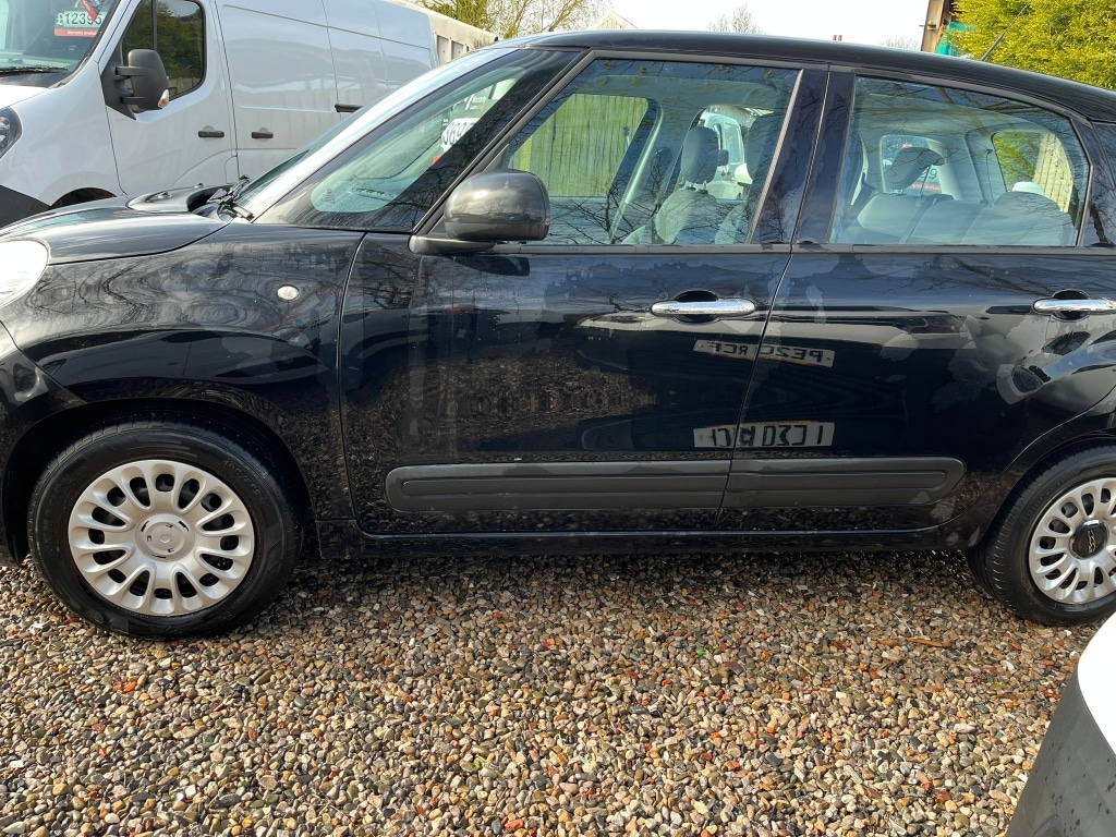 Used Fiat 500L 2015 for sale - 78202303: Photo 4