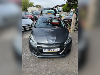 Used Peugeot 208 2016 for sale - 79564212: Photo