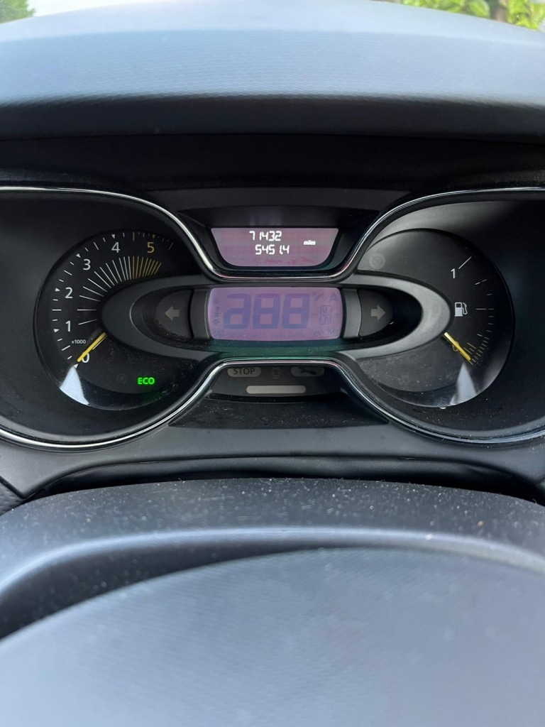 Used Renault Captur 2014 for sale - 76853396: Photo 8