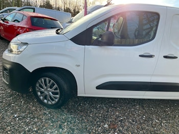 Used Citroen Berlingo 2020 for sale - 78460167: Photo