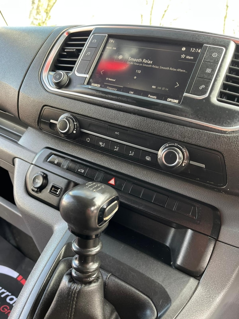 Used Vauxhall Vivaro 2022 for sale - 77921604: Photo 18