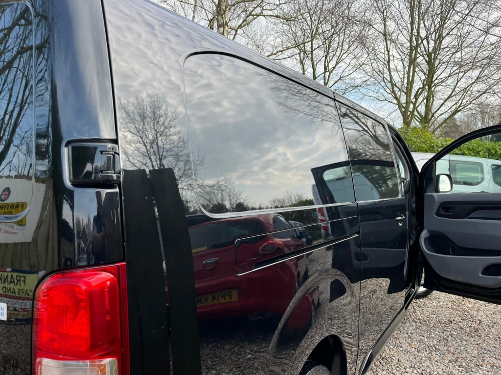 Used Vauxhall Vivaro 2022 for sale - 77921604: Photo 5