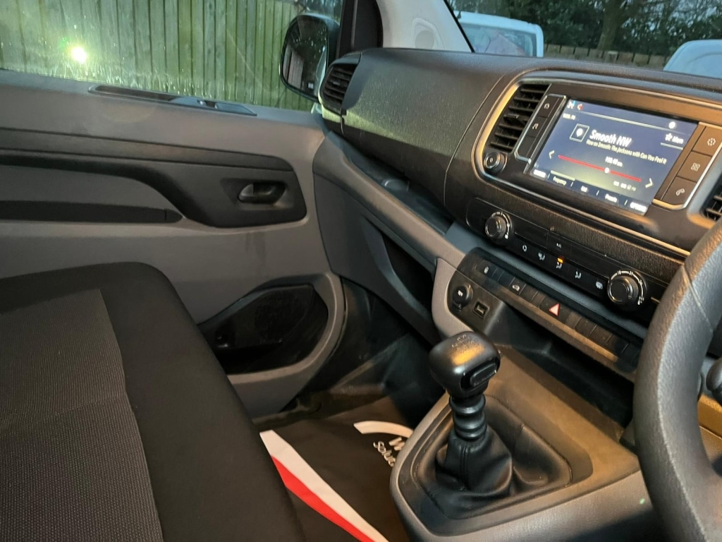 Used Vauxhall Vivaro 2022 for sale - 77556393: Photo 16