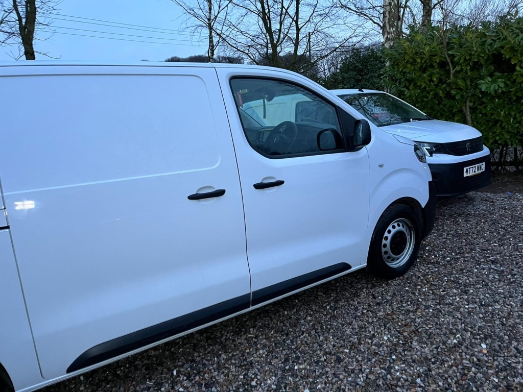 Used Vauxhall Vivaro 2022 for sale - 77556393: Photo 2